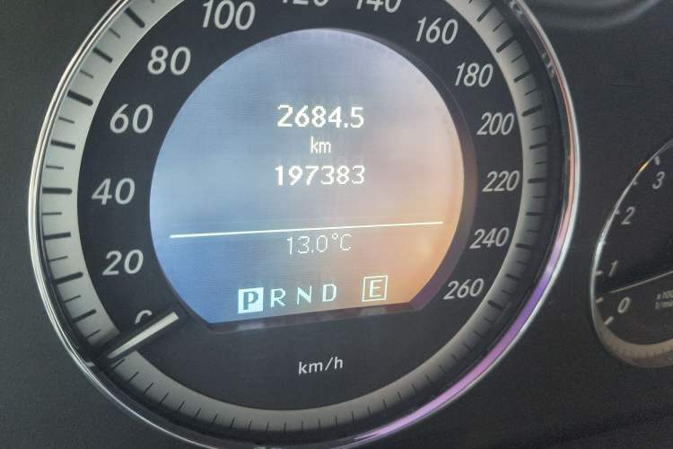 Used Mercedes-Benz E-Class 2010 E 200 CGI Elegant Model