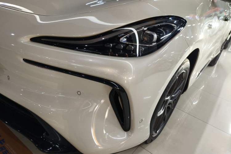 Used IM LS6 2023 Max Standard Edition
