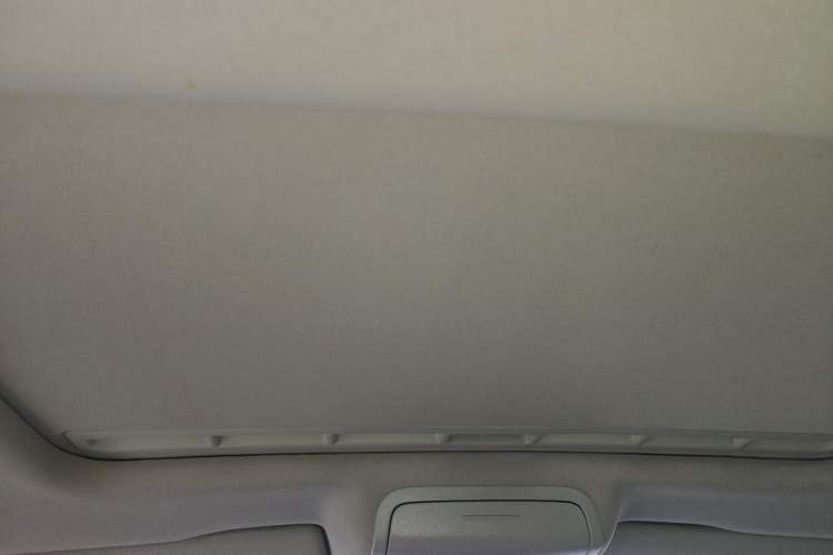 Used Volkswagen Sagitar 2015 1.6L Automatic Comfort Model Headliner