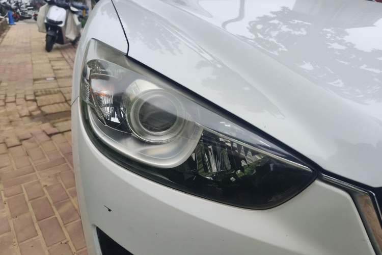 Used Mazda CX-5 2014 2.0L Automatic Two-Wheel Drive Urban Version Right Front Headlight