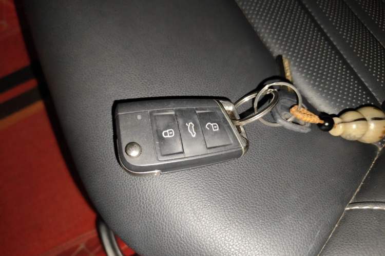 Used Volkswagen Lamando 2021 280TSI DSG Comfort Edition Vehicle Key
