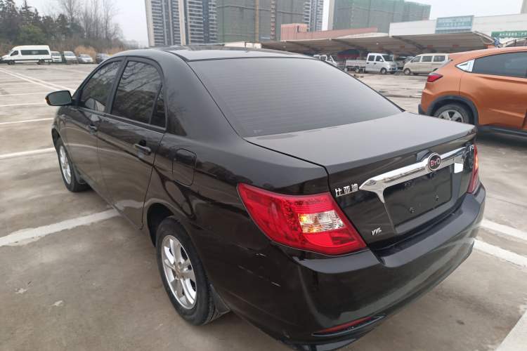 Used BYD F3 2015 Energy-Saving Edition 1.5L Manual Luxury Model