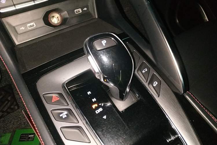 Used MG HS 2019 20T Automatic Two-Wheel Drive Trophy Super Sport Version China VI Standard
