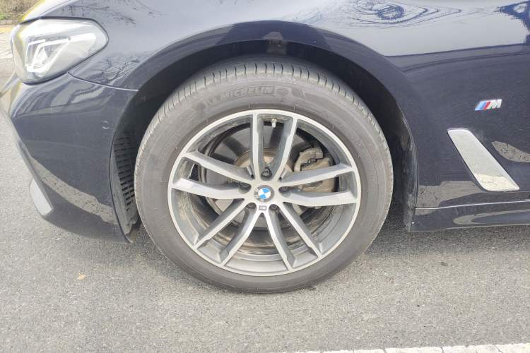 Used BMW 5 Series 2021 Facelifted 525Li M Sport Package