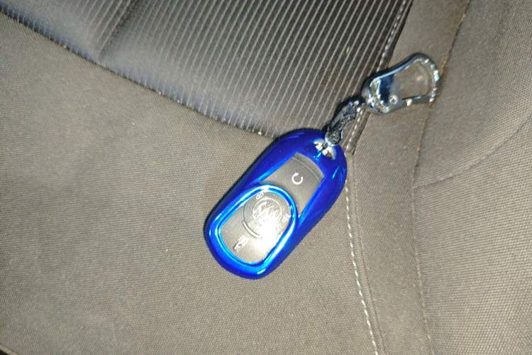 Used Buick Velite 6 2020 Plug-in Hybrid Connected Fashion Model Interior 1