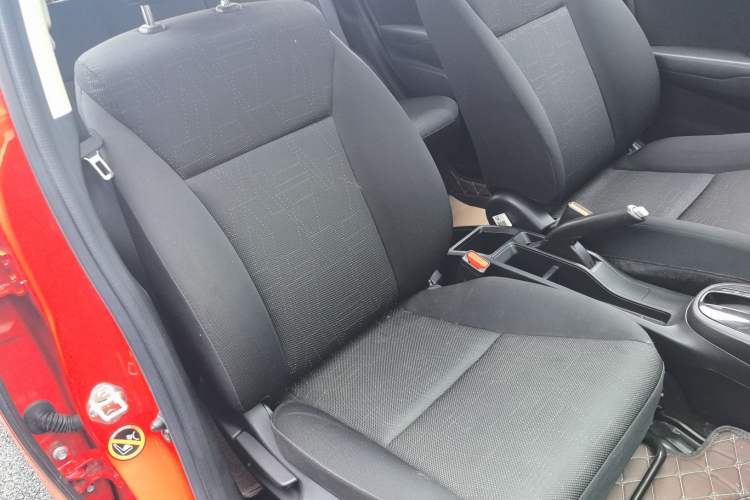 Used Honda Fit 2018 1.5L CVT Comfort Sunroof Version Right Front Seat