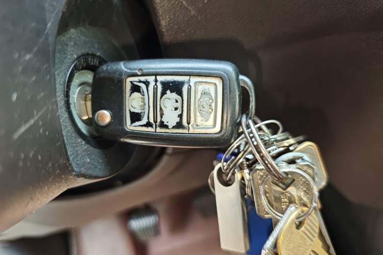 Used Dongfeng Fengon 330 2018 1.5L 330S Comfort Edition China V Standard DK15 Vehicle Key