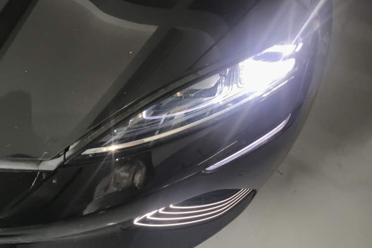 Used BYD Seal 2022 550 km Standard Range Rear-Wheel Drive Elite Version
