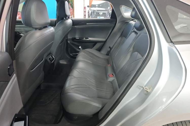 Used Geely Galaxy L6 2025 EM-i 140km Starship Edition
