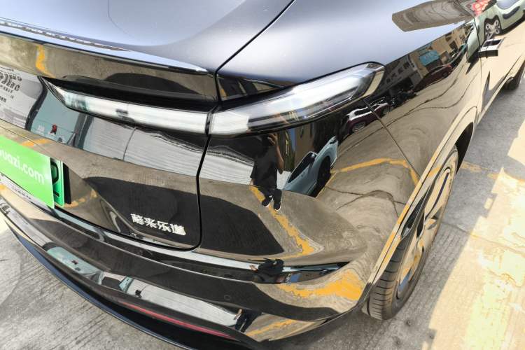 Used ONVO L60 2024 60 kWh Rear-Drive Version