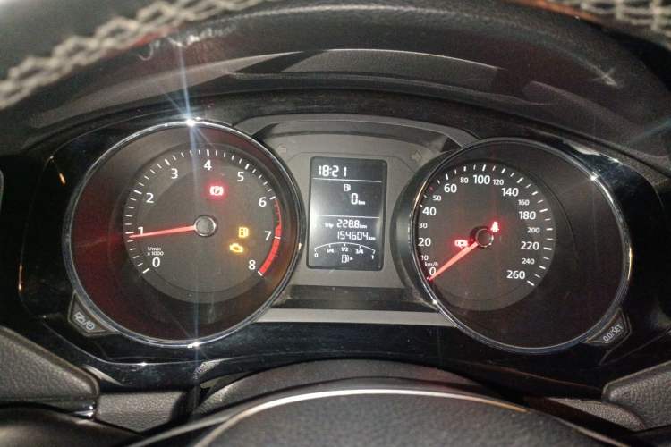 Used Volkswagen Sagitar 2015 1.6L Manual Comfort Model
