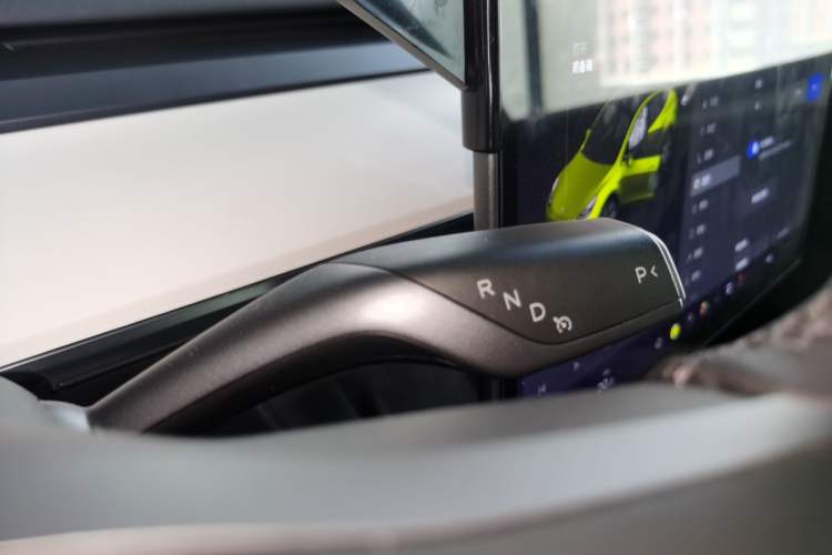 Used Tesla Model Y 2021 Standard Range Rear-Wheel Drive Version