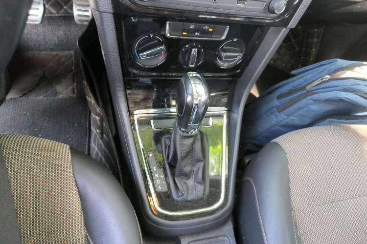 Used Volkswagen C-TREK 2017 230TSI DSG Comfort Version