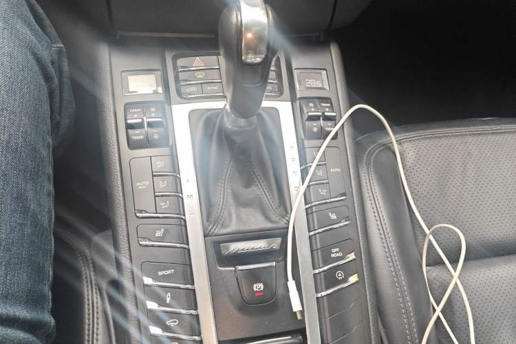 Used Porsche Macan 2014 Macan S 3.0T Gear Lever