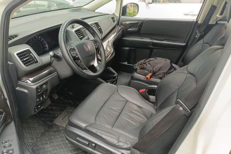 Used Honda Odyssey 2018 2.4L Smart Edition Driver Seat