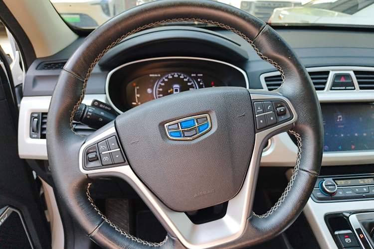 Used Geely Auto Emgrand X7 Sport 2018 1.8TD Automatic Two-Wheel Drive Smart Connect 4G Internet Edition