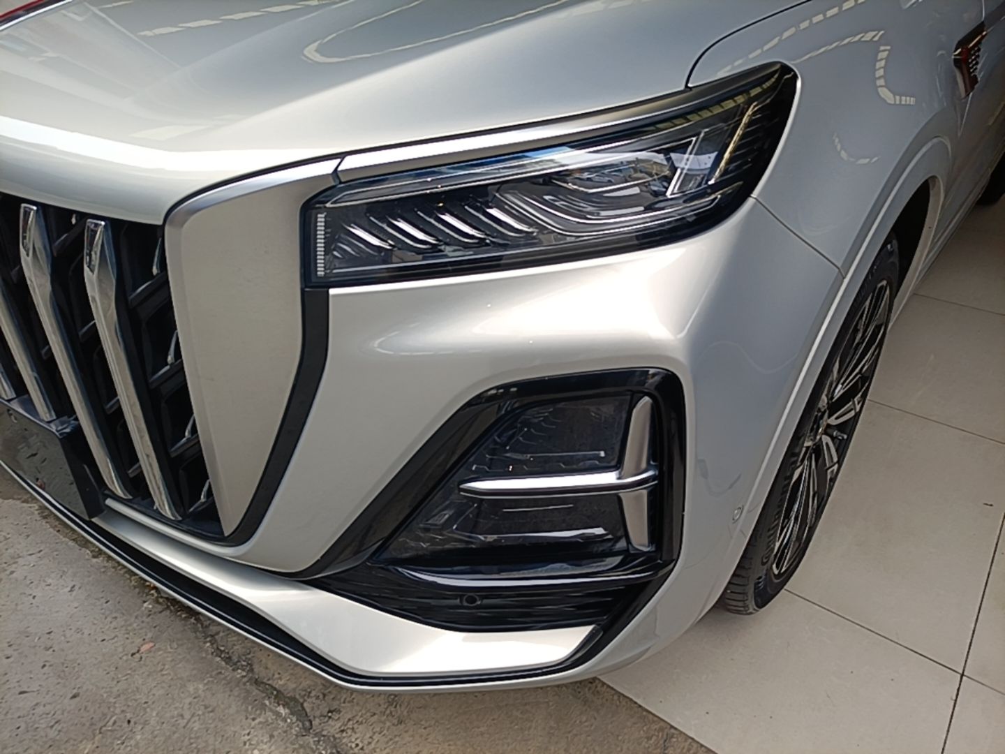 Hongqi HS5 2023 2.0T Four-Wheel Drive Flagship Pro Edition - Chinese Trim Ling — снимка 8