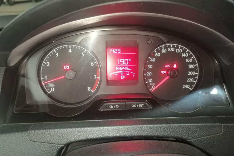 Used Volkswagen Santana 2015 1.4L Manual Fashion Edition Instrument Cluster