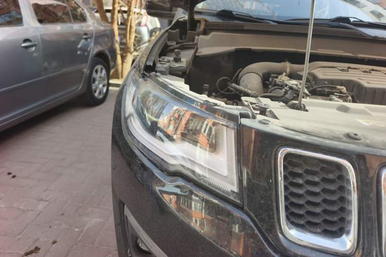 Used Jeep Compass 2019 220T Automatic Enjoyment Version Right Front Headlight