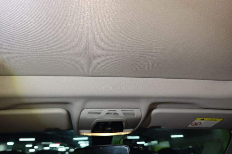 Used BMW X1 2016 sDrive18Li Luxury Model Headliner