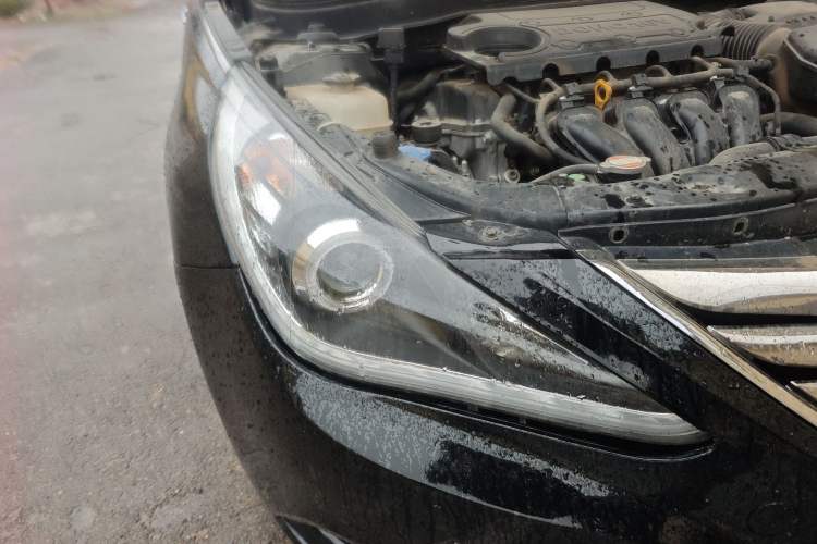 Used Hyundai Sonata 2011 2.0L Automatic Supreme Edition
