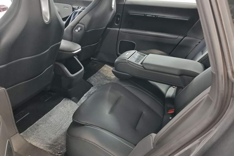 Used Avatr 12 2025 Ultra Extended-Range Edition
