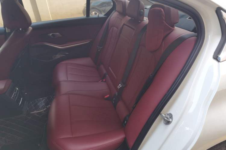 Used BMW 3 Series 2022 Restyled 320Li M Sport Package Left Rear Seat