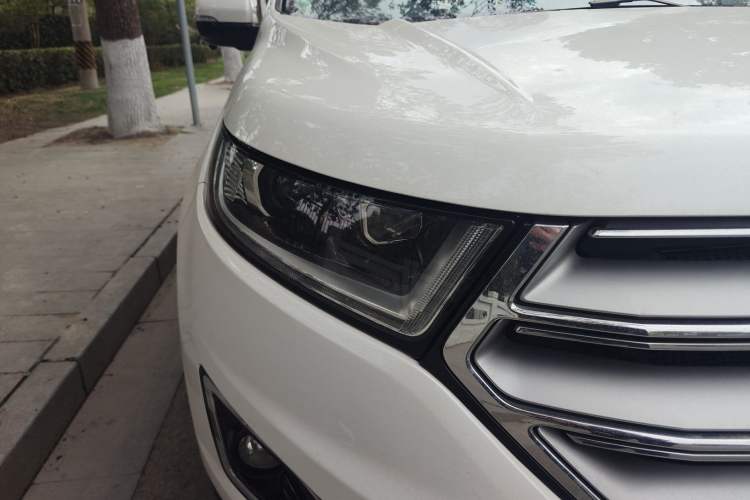 Used Ford Edge 2017 EcoBoost 245 Four-Wheel Drive Sporty 7-Seater
