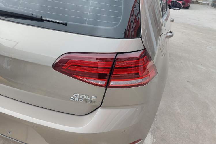 Used Volkswagen Golf 2020 280TSI DSG Comfort Version Exterior 3