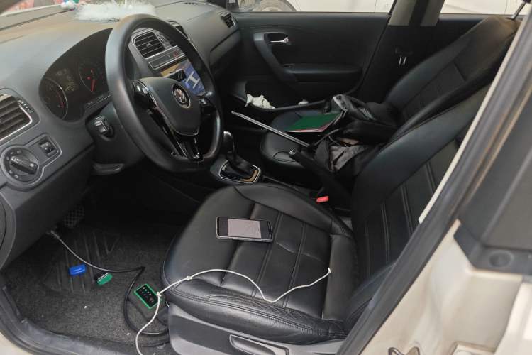 Used Volkswagen Polo 2016 1.6L Automatic Comfort Model Left Front Seat