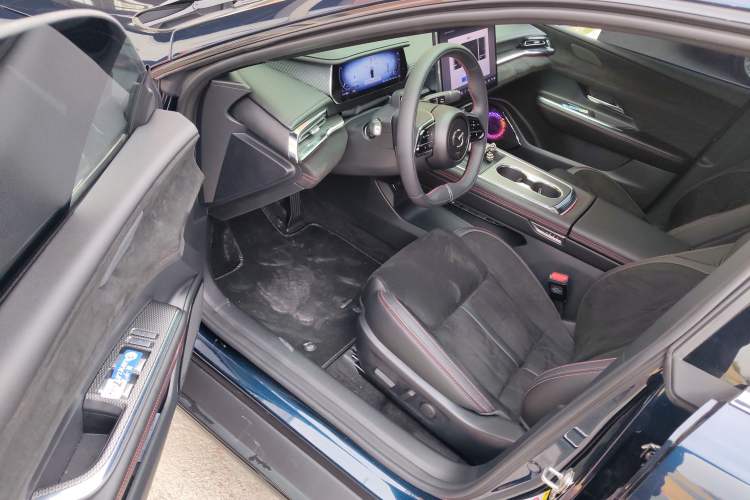 Used Mazda EZ-6 2025 Range-Extended 200 Zhiya Sport Edition
