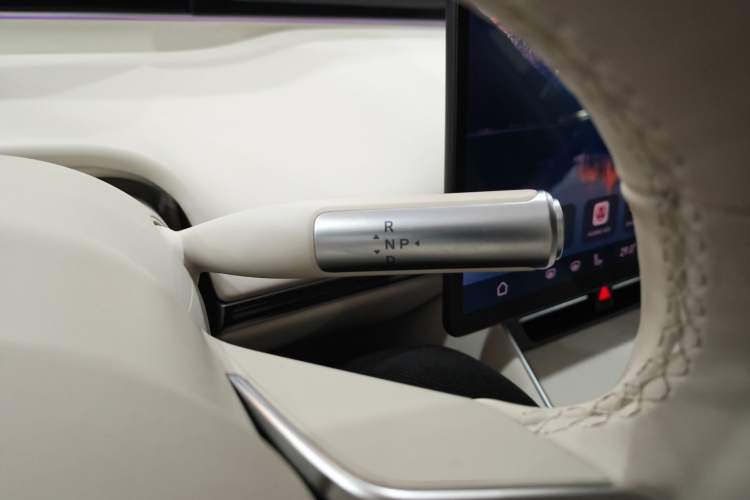 Used Hima Luxeed S7 2024 Max+
