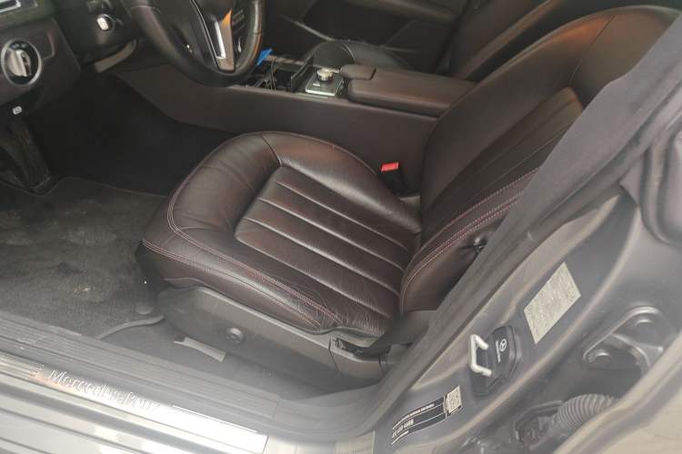 Used Mercedes-Benz CLS 2012 CLS 300 CGI
