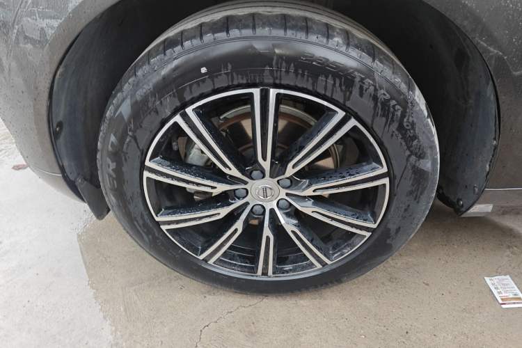 Used Volvo XC60 2021 T5 4x4 Smart Luxury Edition