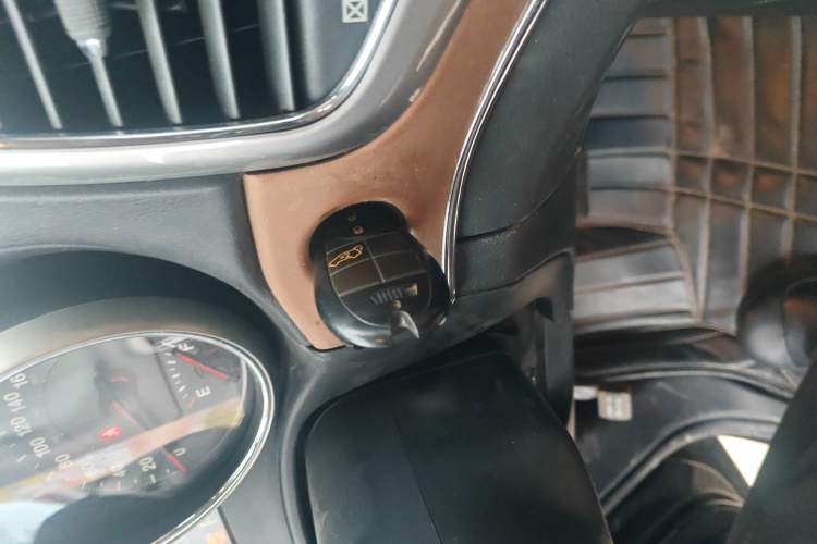 Used Jeep Grand Cherokee 2011 5.7L Flagship Navigation Edition
