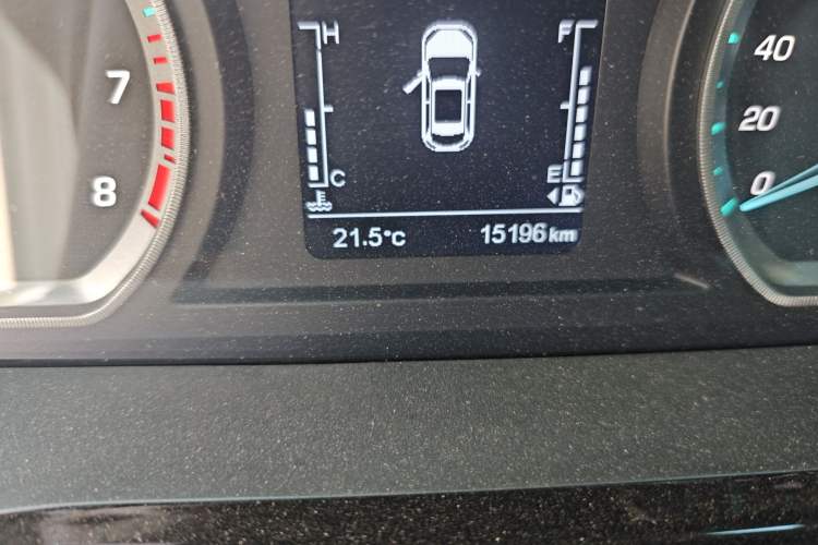 Used CHANGAN OSHAN X7 PLUS 2023 Enjoy Edition 1.5T Automatic Smart Edition 7-Seater Odometer Close Up