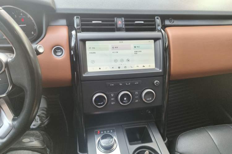 Used Land Rover Discovery 2017 3.0 SC V6 SE