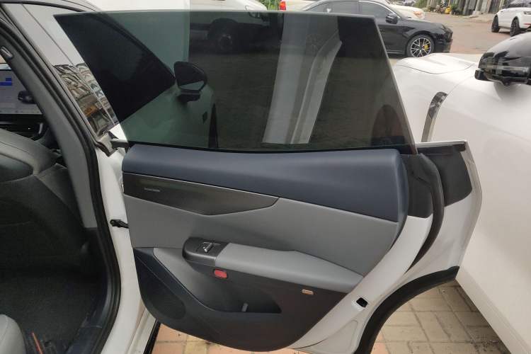 Used Lynk & Co 07 2024 EM-P 126 Long-Range Ultra
