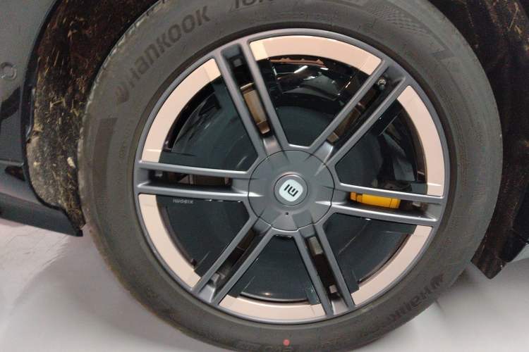 Used Xiaomi Auto YU7 2025 Ultra-Long Range All-Wheel Drive Pro Version