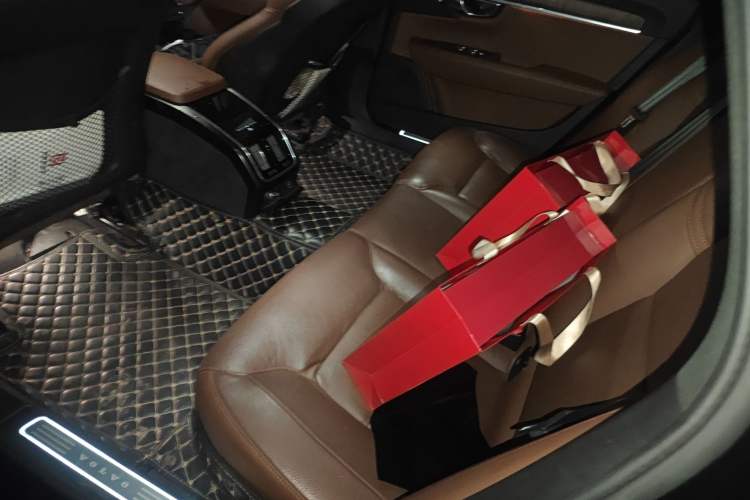 Used Volvo S90 2022 B5 Zhiyuan Luxury Edition