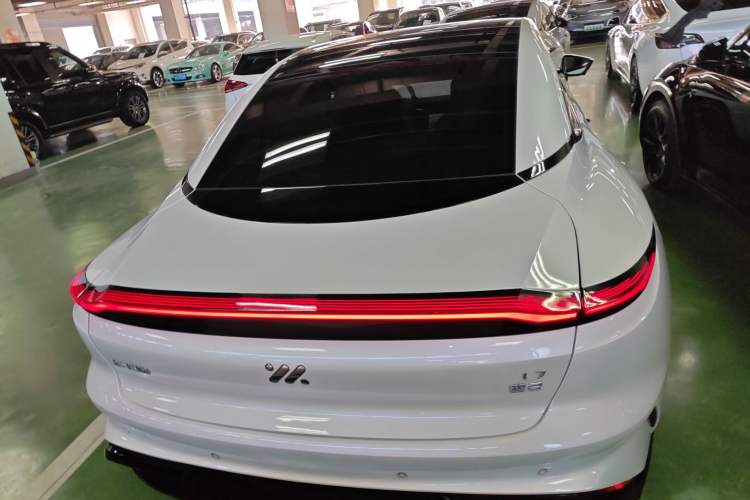 Used IM L7 2022 Dynamic Model Rear