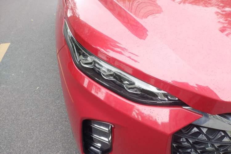 Used SAIC MAXUS D60 2019 1.5T Automatic Luxury Edition 5-seater Right Front Headlight