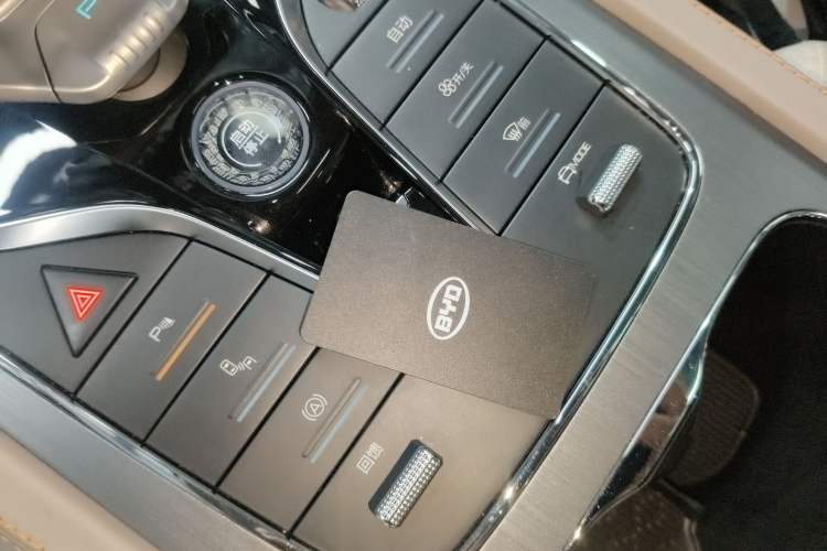 Used BYD Yuan PLUS 2024 Honor Edition 510KM Beyond Model
