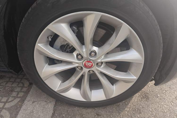 Used Jaguar XFL 2020 XFL 2.0T P250 Two-Wheel-Drive Luxury Edition