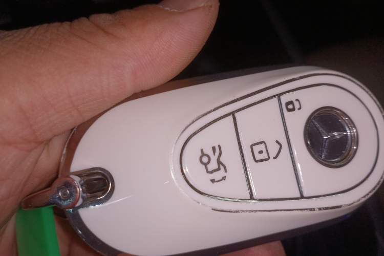 Used Mercedes-Benz E-Class New Energy 2024 E 350 e L Plug-in Hybrid Sedan Vehicle Key