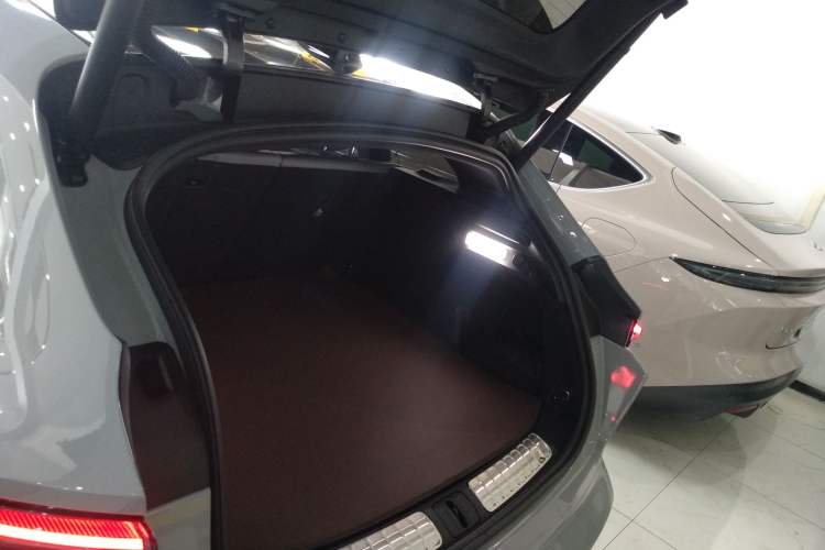 Used Nio ET5T 2024 75kWh Touring