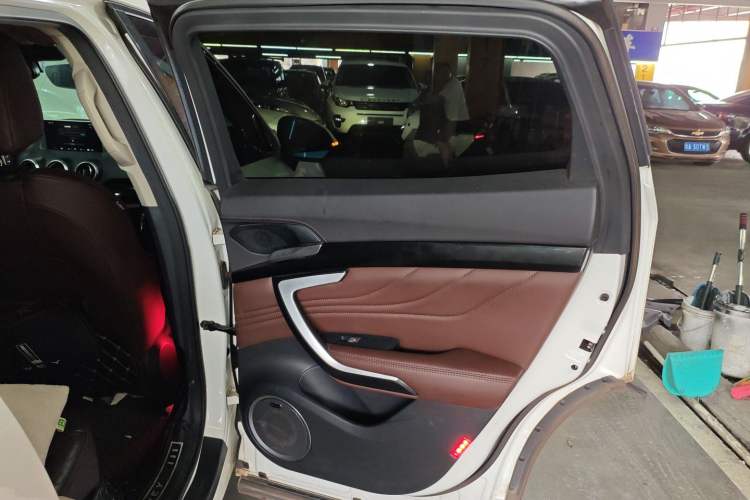 Used Wey VV7 2017 2.0T Ultra-Luxury Version