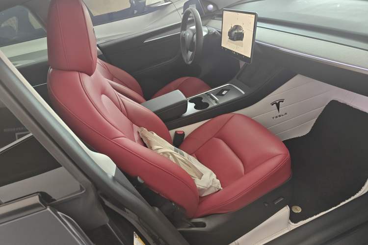 Used Tesla Model Y 2024 Rear-Wheel-Drive Version