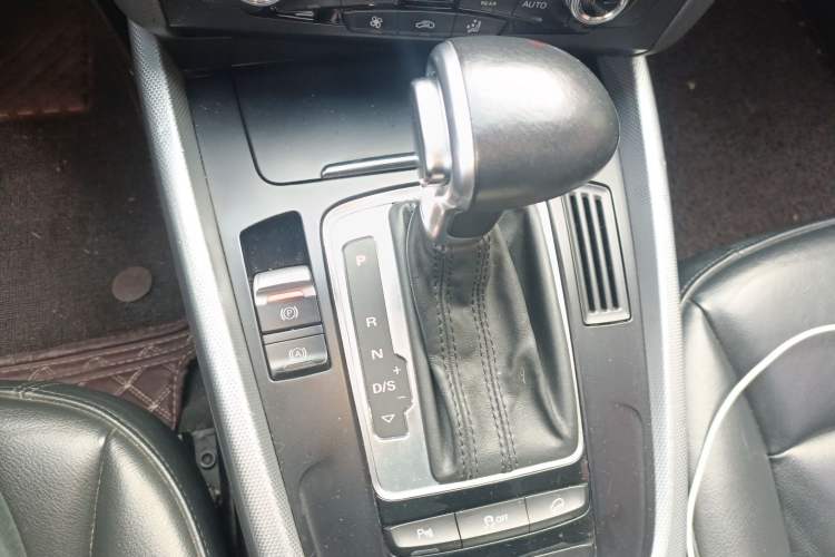 Used Audi Q5 2015 40 TFSI Technology Edition