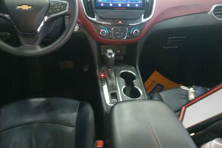 Used Chevrolet Equinox 2017 535T Automatic Lingjie Edition Gear Lever